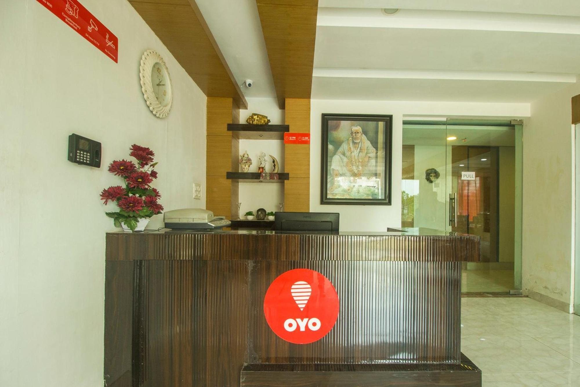 Collection O Govinda Sai Hotel Sirdi Kültér fotó
